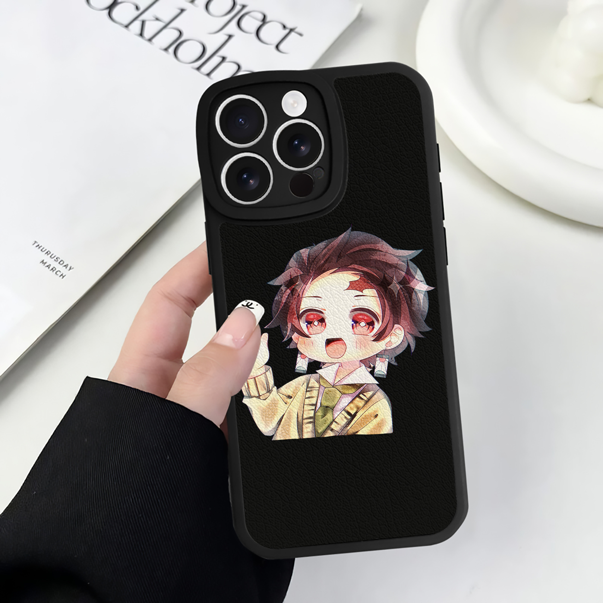 （画像用） 鬼滅の刃 竈門 炭治郎／かまど たんじろう Kamado Tanjirou 【iPhone 16シリーズ対応】シリコンスマホケース（レザー調） 材質：シリコン